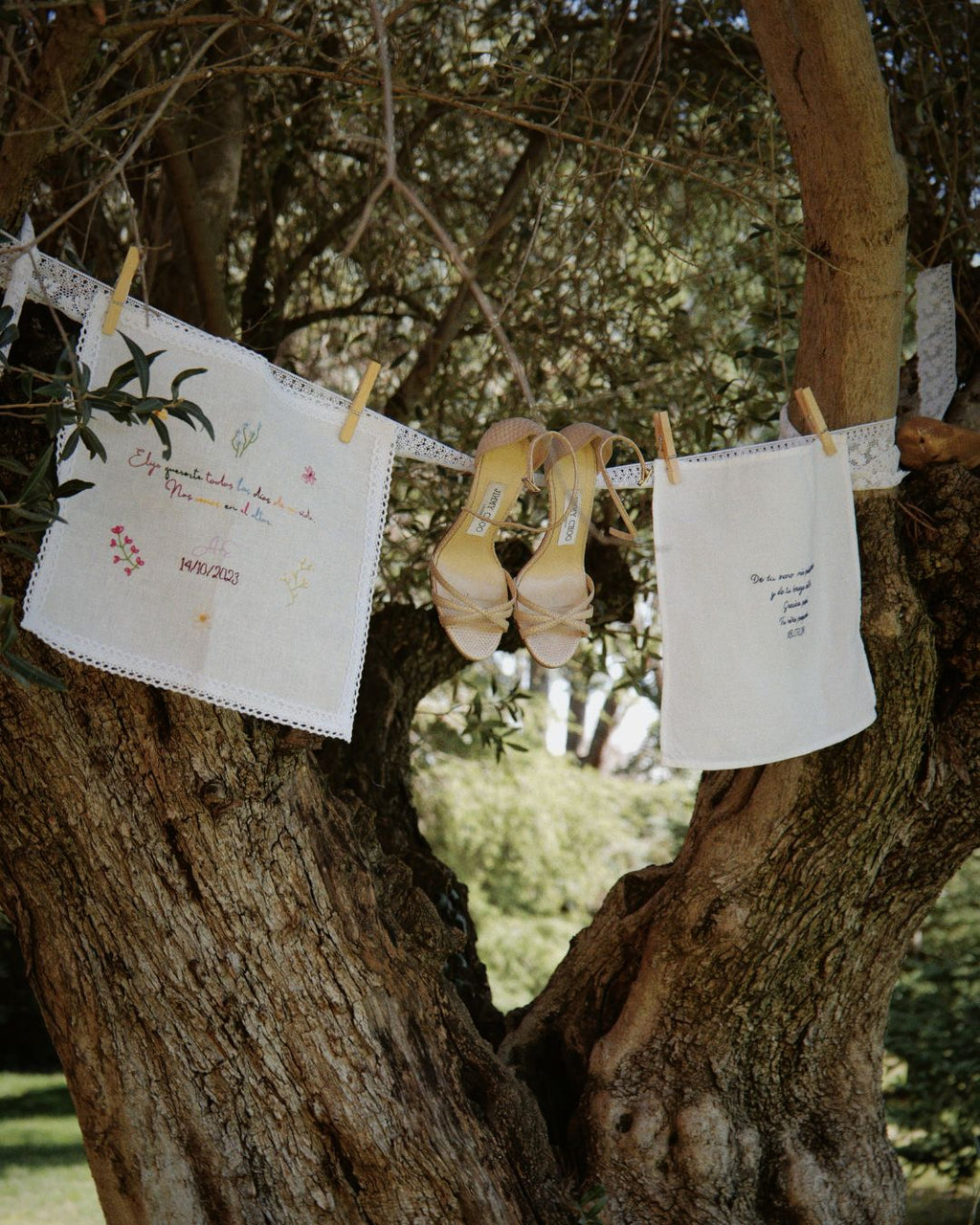 PAÑUELO MONOCROMÁTICO