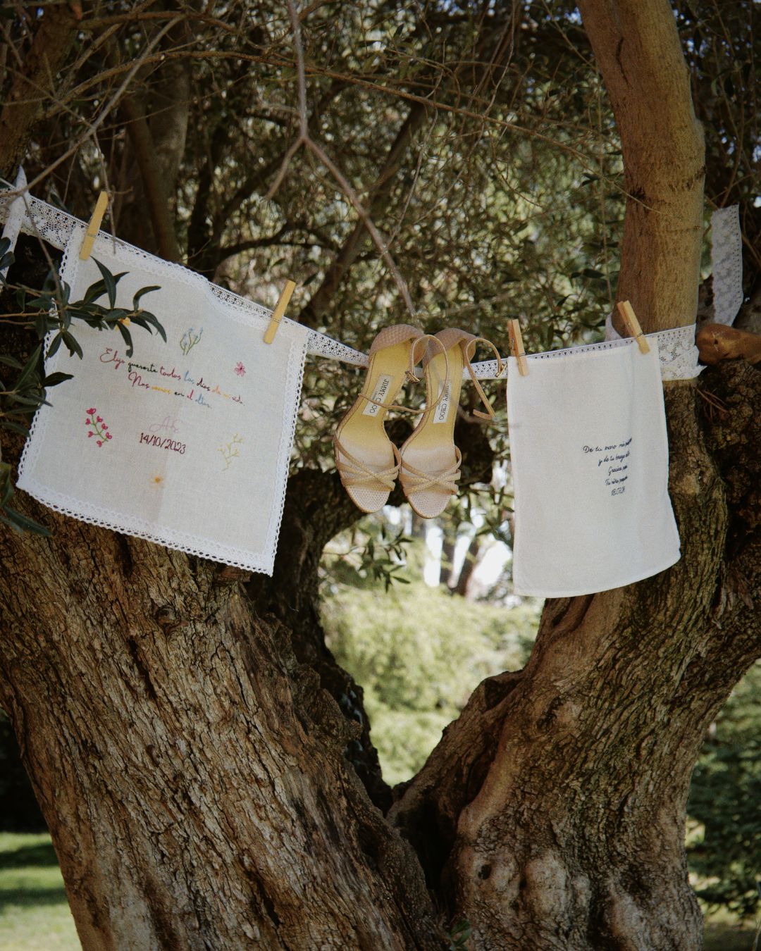 PAÑUELO MONOCROMÁTICO