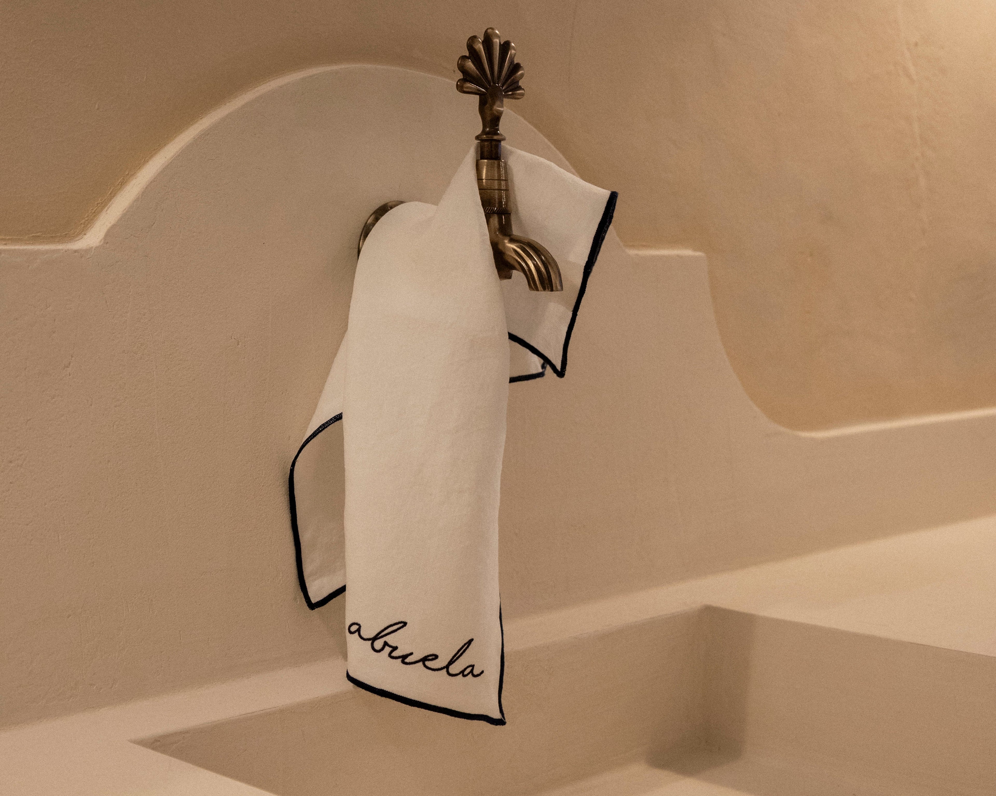 INDIVIDUAL PERSONALIZABLE