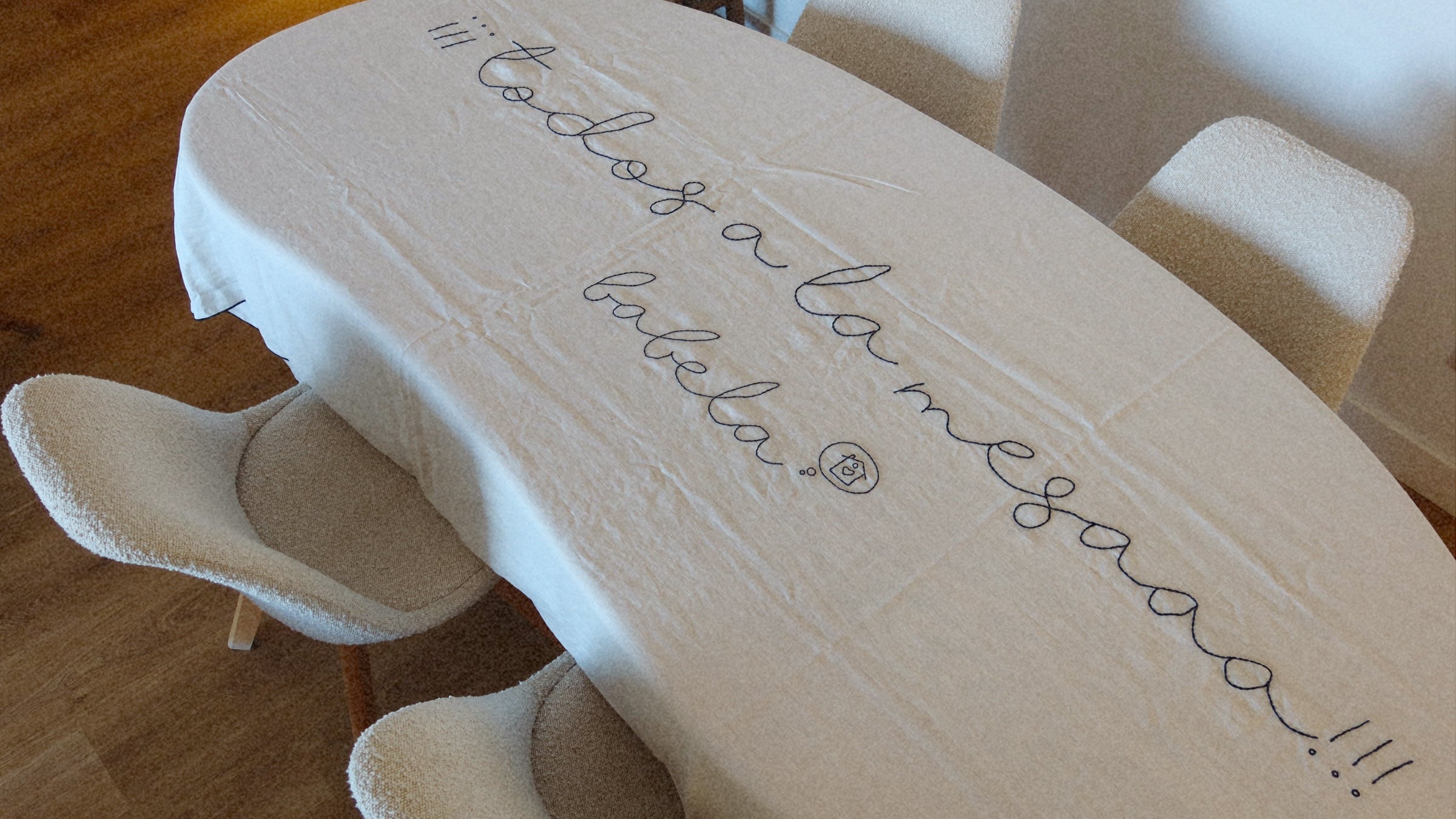 MANTEL PERSONALIZADO